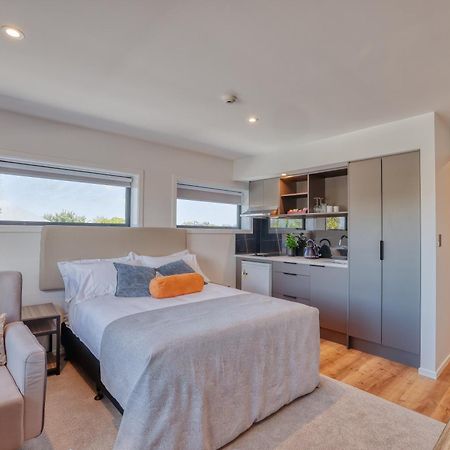 Golden Hotel Christchurch Extérieur photo