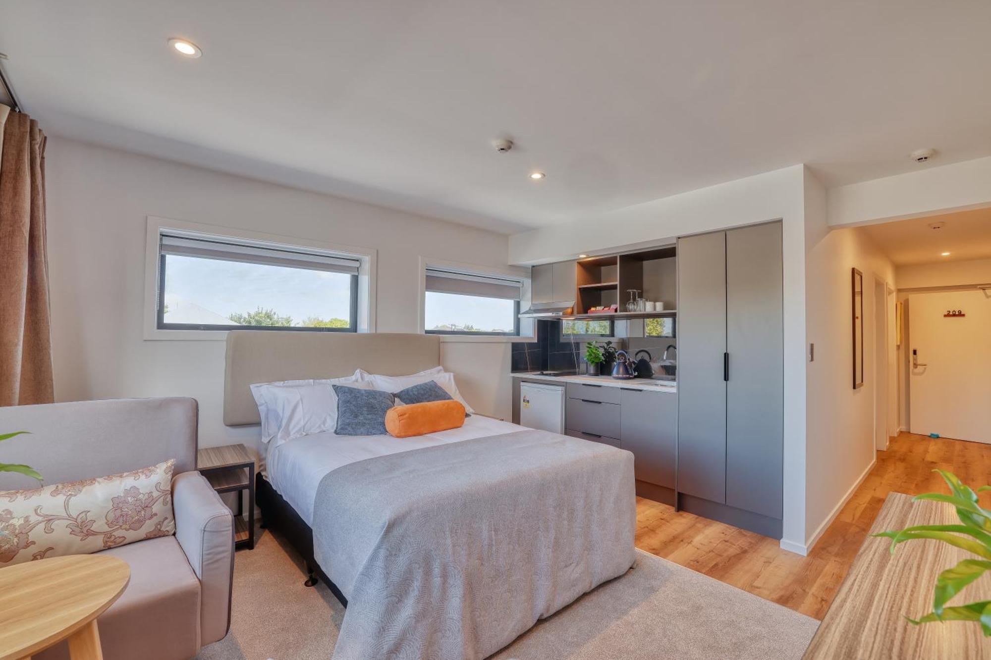 Golden Hotel Christchurch Extérieur photo