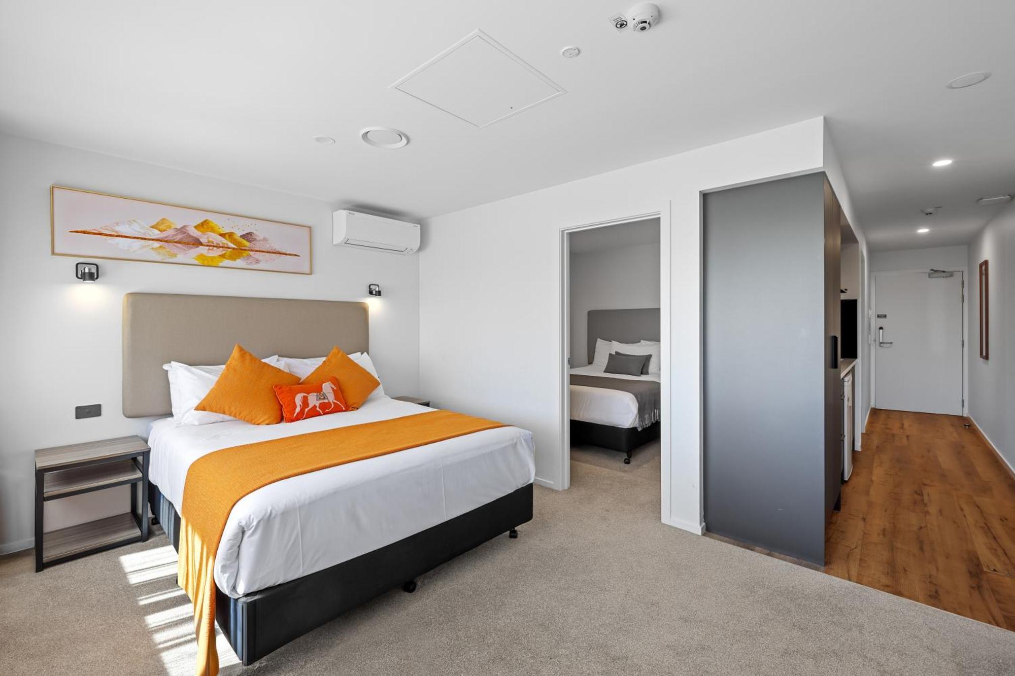 Golden Hotel Christchurch Extérieur photo
